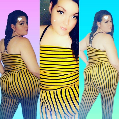 queenbighoney2022 onlyfans leaked picture 1