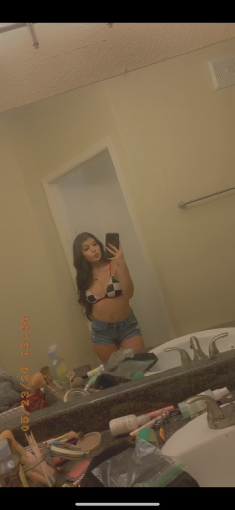queenhailey onlyfans leaked picture 1