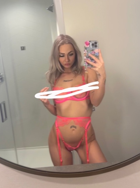 realbarbiemorningstar onlyfans leaked picture 2