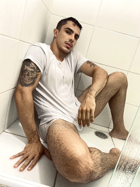 renannfranco onlyfans leaked picture 1