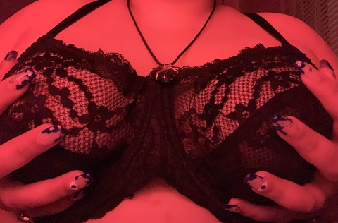 rosiebunny0918 onlyfans leaked picture 2