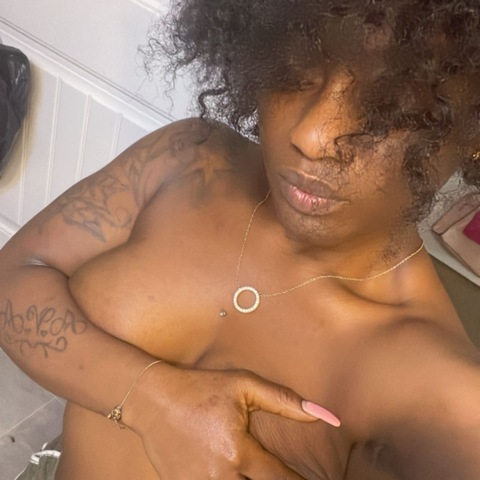 sexyonyxx onlyfans leaked picture 1
