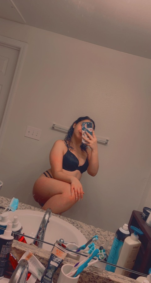 snowbunnylynn onlyfans leaked picture 2