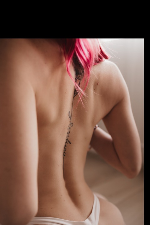 stacywintershere onlyfans leaked picture 1