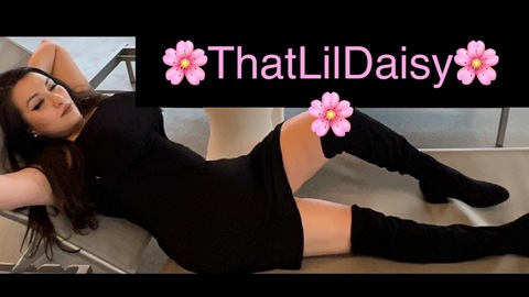 thatlildaisy onlyfans leaked picture 1