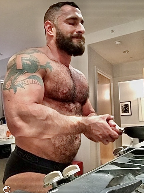 thebearnakedchef onlyfans leaked picture 2