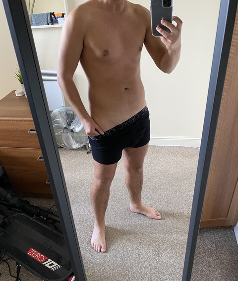u28814227 onlyfans leaked picture 2