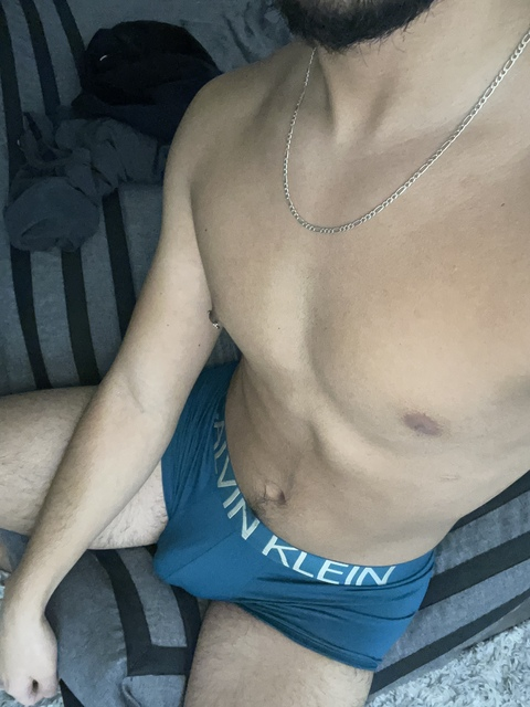 yabumdaddyy onlyfans leaked picture 2
