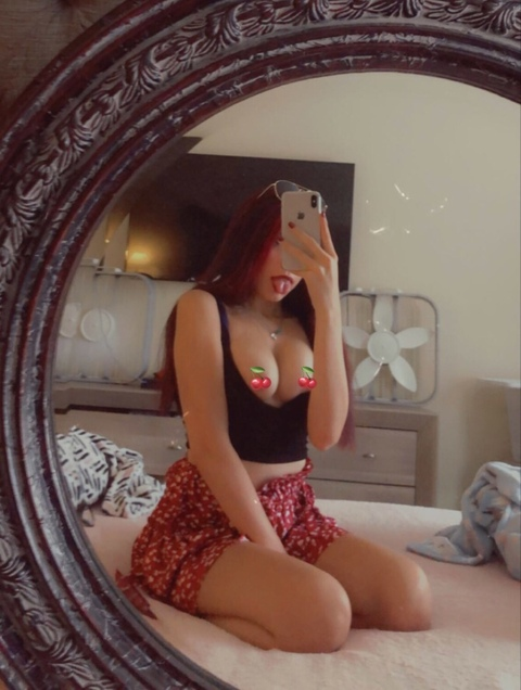 yogirlskyyy onlyfans leaked picture 2