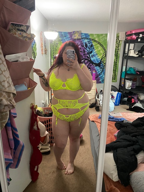 yourkitten1197 onlyfans leaked picture 2
