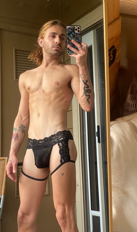 zacarriias onlyfans leaked picture 1