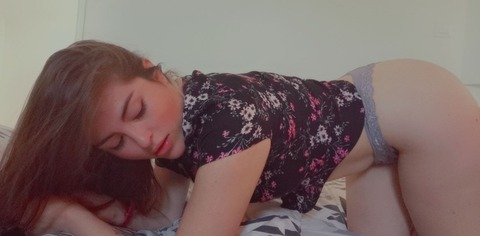 zoehardy onlyfans leaked picture 1